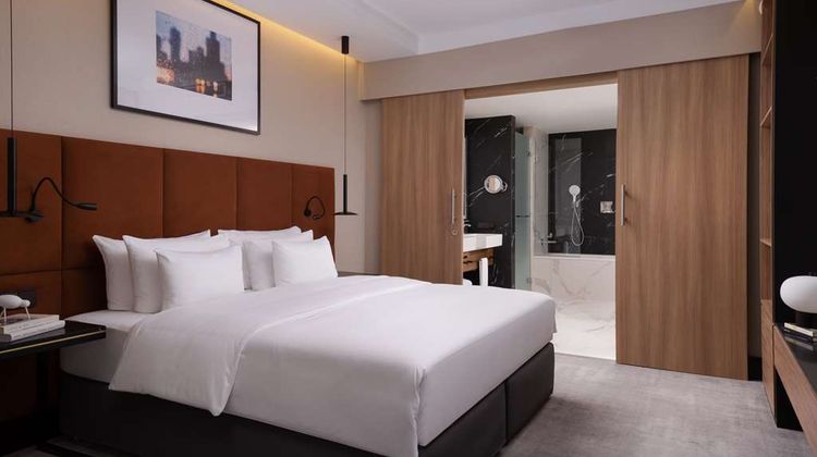 Radisson Collection Hotel Warsaw Suite