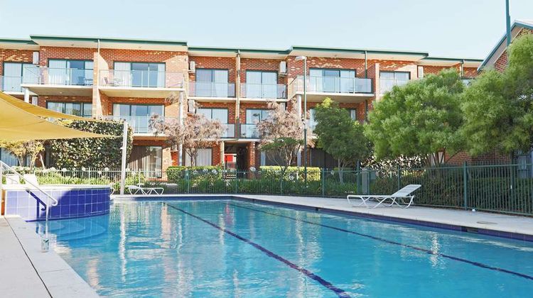 Perth Ascot Central Apartment Hotel Pool