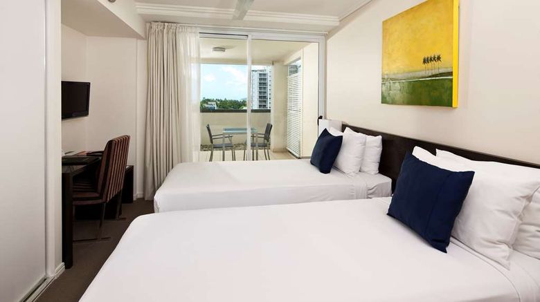 <b>Cairns Central Plaza Apartment Room</b>. Images powered by <a href="https://iceportal.shijigroup.com/" title="IcePortal" target="_blank">IcePortal</a>.