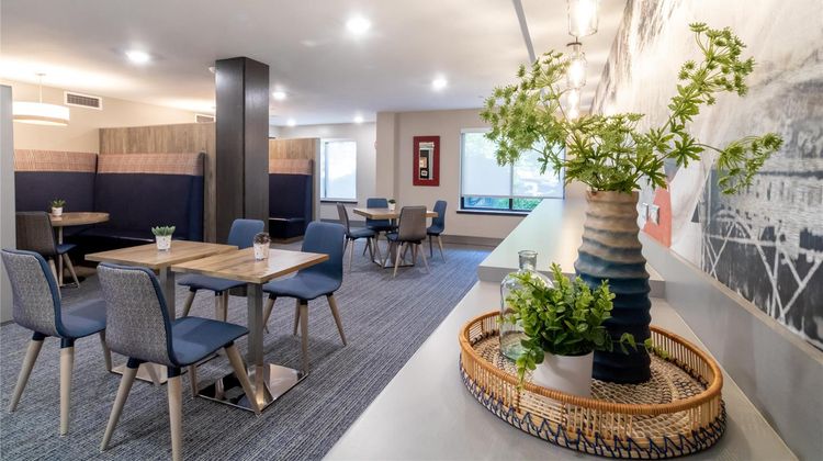 Oxford Suites Portland - Jantzen Beach Meeting
