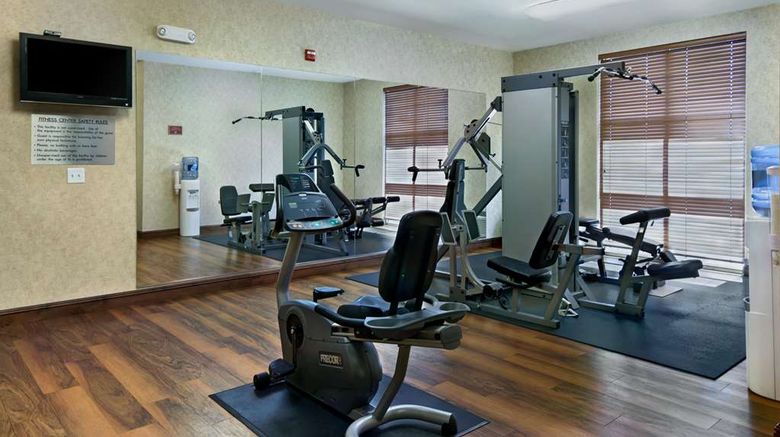 <b>Oxford Suites Yakima Health</b>. Images powered by <a href="https://iceportal.shijigroup.com/" title="IcePortal" target="_blank">IcePortal</a>.