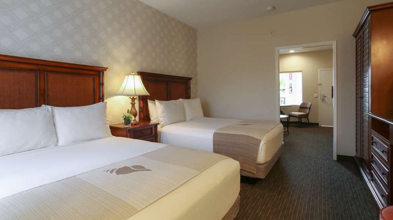 <b>Oxford Suites Pismo Beach Room</b>. Images powered by <a href="https://iceportal.shijigroup.com/" title="IcePortal" target="_blank">IcePortal</a>.