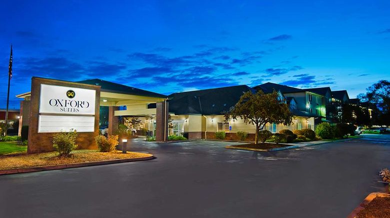Oxford Suites Hermiston Exterior. Images powered by <a href="https://iceportal.shijigroup.com" target="_blank" rel="noopener">Ice Portal</a>.