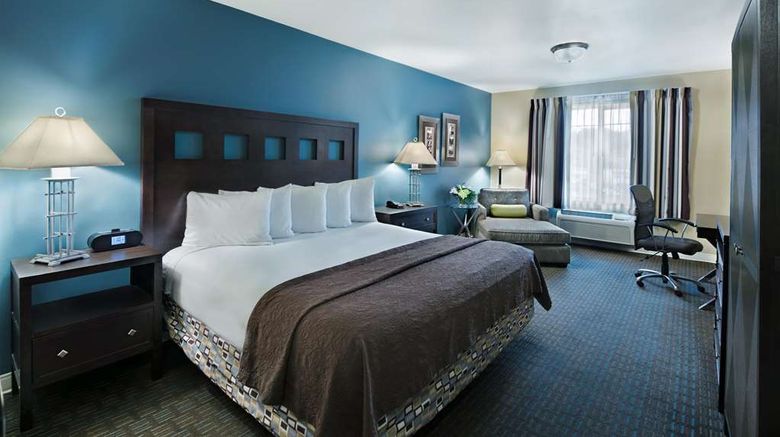 <b>Oxford Suites Silverdale Suite</b>. Images powered by <a href="https://iceportal.shijigroup.com/" title="IcePortal" target="_blank">IcePortal</a>.