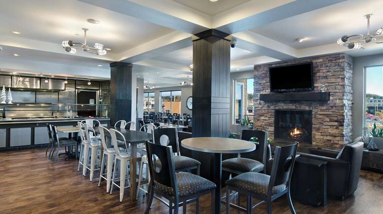 <b>Oxford Suites Silverdale Restaurant</b>. Images powered by <a href="https://iceportal.shijigroup.com/" title="IcePortal" target="_blank">IcePortal</a>.