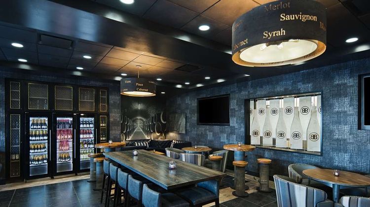 Oxford Suites Sonoma County Restaurant