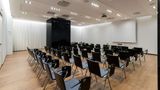<b>M hotel Ljubljana Meeting</b>. Images powered by <a href="https://iceportal.shijigroup.com/" title="IcePortal" target="_blank">IcePortal</a>.