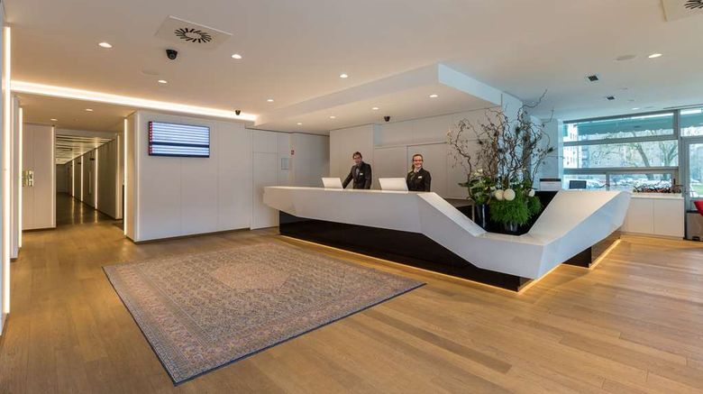 <b>M hotel Ljubljana Lobby</b>. Images powered by <a href="https://iceportal.shijigroup.com/" title="IcePortal" target="_blank">IcePortal</a>.