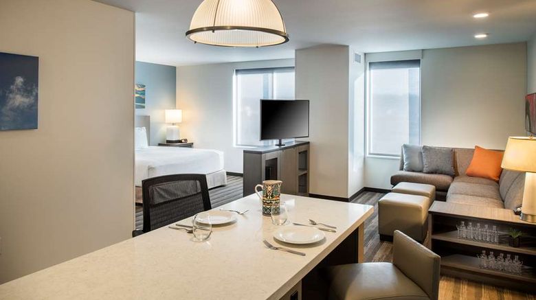 <b>Hyatt House East Moline/Quad Cities Room</b>. Images powered by <a href="https://iceportal.shijigroup.com/" title="IcePortal" target="_blank">IcePortal</a>.