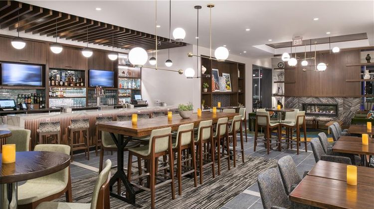Hyatt Place East Moline/Quad Cities Lobby