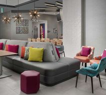 Home2 Suites Nashville Downtown Conv Ctr Lobby