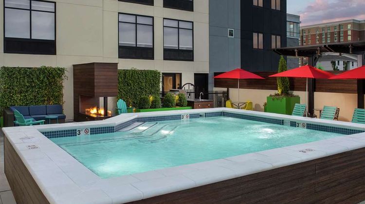 Home2 Suites Nashville Downtown Conv Ctr Pool