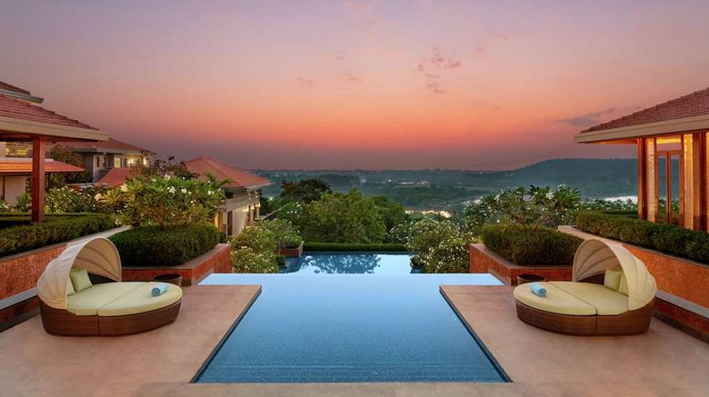 <b>Hilton Goa Resort Pool</b>. Images powered by <a href="https://iceportal.shijigroup.com/" title="IcePortal" target="_blank">IcePortal</a>.