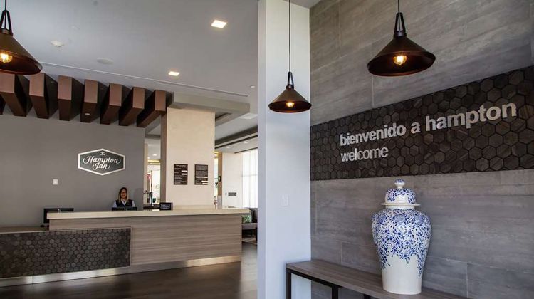 Hampton Inn & Suites by Hilton Puebla Lobby