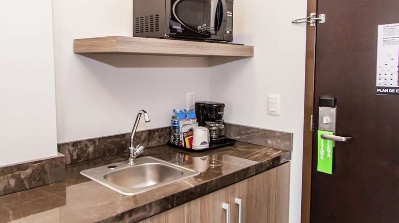 <b>Hampton Inn & Suites by Hilton Puebla Other</b>. Images powered by <a href="https://iceportal.shijigroup.com/" title="IcePortal" target="_blank">IcePortal</a>.