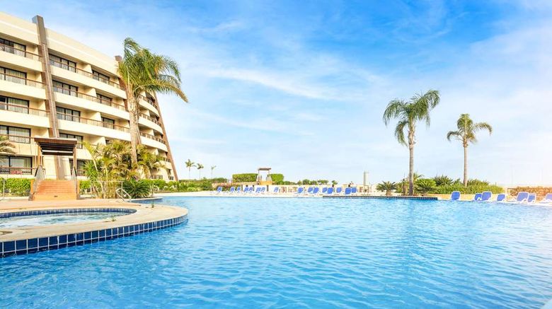 <b>RB Hotel & Convention Center, Alexandria Pool</b>. Images powered by <a href="https://iceportal.shijigroup.com/" title="IcePortal" target="_blank">IcePortal</a>.