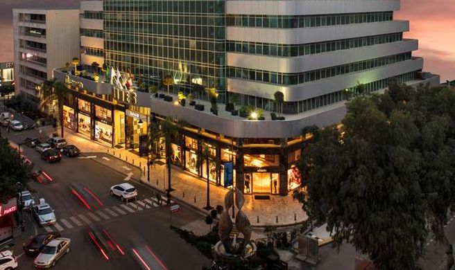 Radisson Blu Hotel, Beirut Verdun Exterior