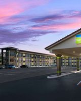 Sure Stay Hotel by BW Theme Park West
