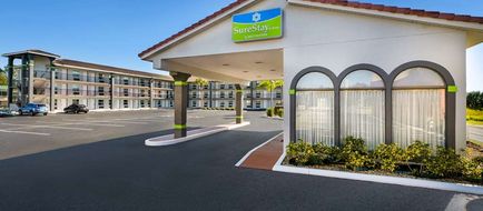 Sure Stay Hotel by BW Theme Park West Exterior