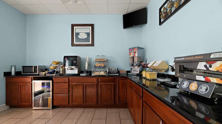 <b>Sure Stay Hotel by BW Theme Park West Restaurant</b>. Images powered by <a href="https://iceportal.shijigroup.com/" title="IcePortal" target="_blank">IcePortal</a>.