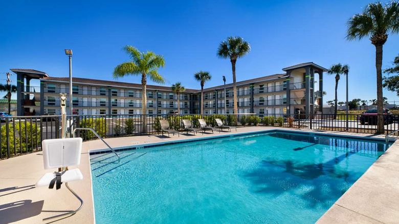 <b>Sure Stay Hotel by BW Theme Park West Pool</b>. Images powered by <a href="https://iceportal.shijigroup.com/" title="IcePortal" target="_blank">IcePortal</a>.