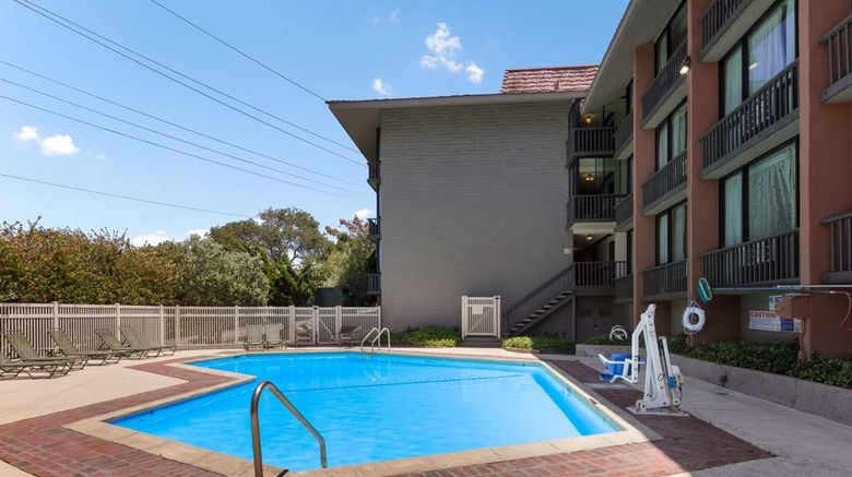 <b>Red Lion Hotel Monterey Pool</b>. Images powered by <a href="https://iceportal.shijigroup.com/" title="IcePortal" target="_blank">IcePortal</a>.