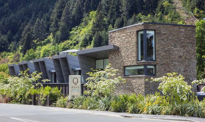 Queenstown Park Hotel Exterior