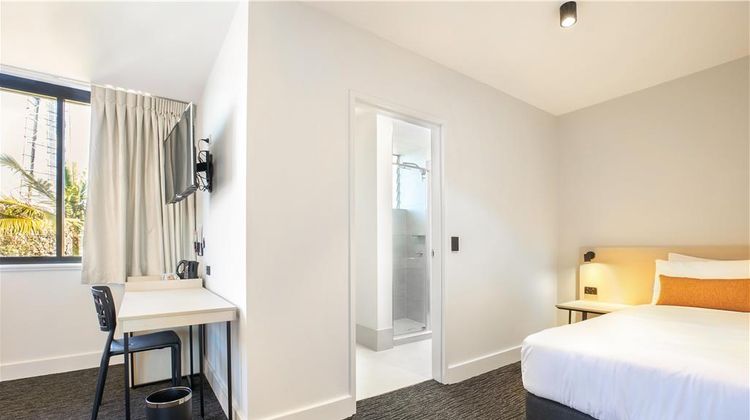 Chardons Corner Hotel Room