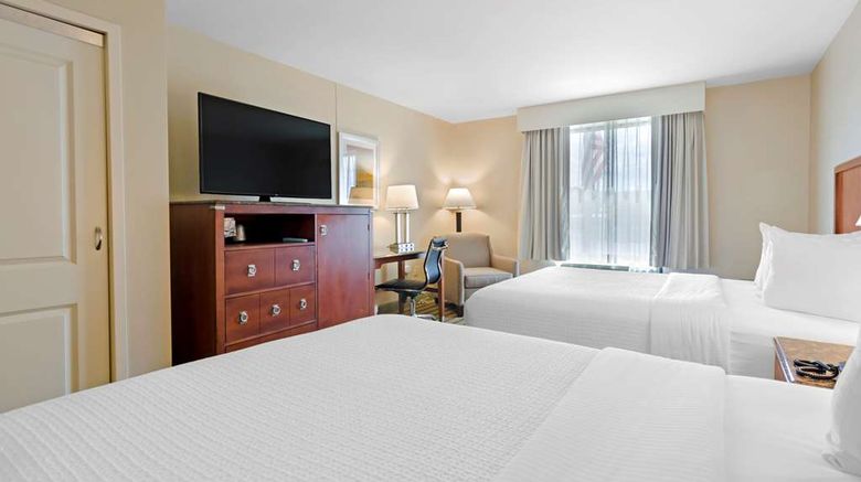 <b>Best Western North Roanoke Room</b>. Images powered by <a href="https://iceportal.shijigroup.com/" title="IcePortal" target="_blank">IcePortal</a>.