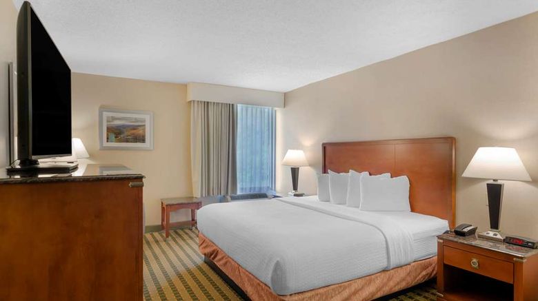 <b>Best Western North Roanoke Room</b>. Images powered by <a href="https://iceportal.shijigroup.com/" title="IcePortal" target="_blank">IcePortal</a>.