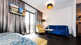 Best Western Plus Royal Suites Room