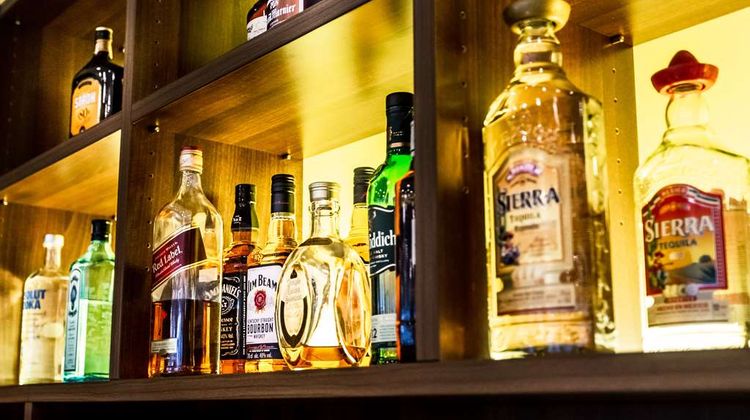 Best Western Plus Royal Suites Restaurant