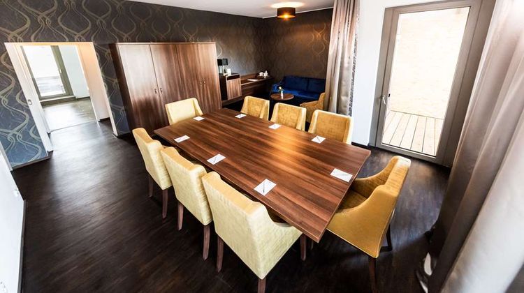 Best Western Plus Royal Suites Other