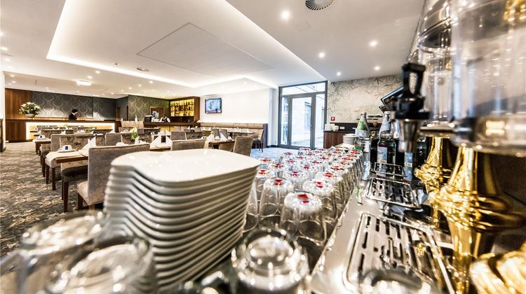 Best Western Plus Royal Suites Other