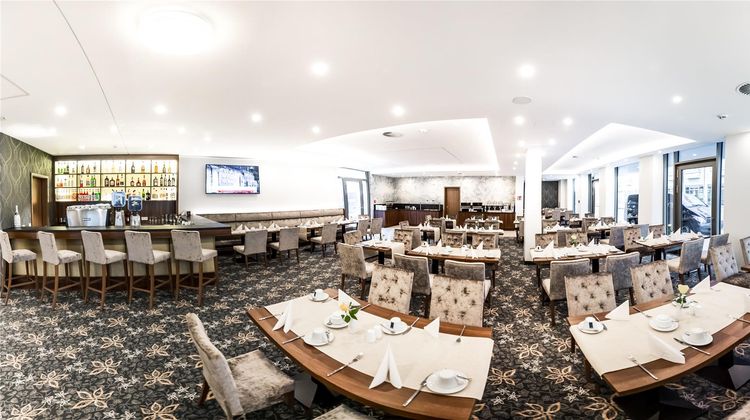 Best Western Plus Royal Suites Restaurant