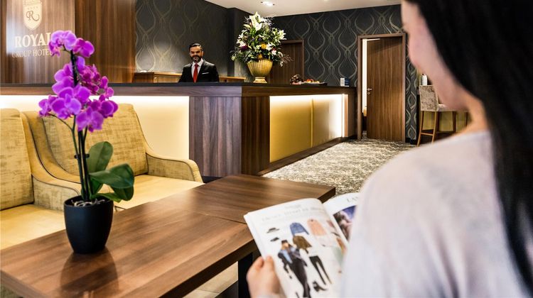 Best Western Plus Royal Suites Lobby
