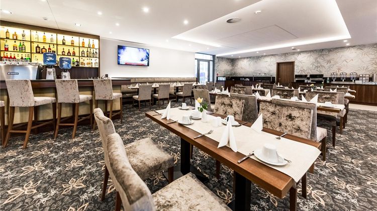 Best Western Plus Royal Suites Restaurant