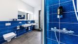 Best Western Plus Royal Suites Room