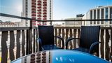 Best Western Plus Royal Suites Exterior