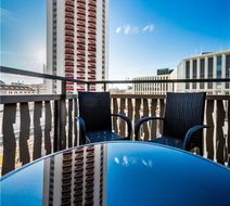 Best Western Plus Royal Suites Exterior