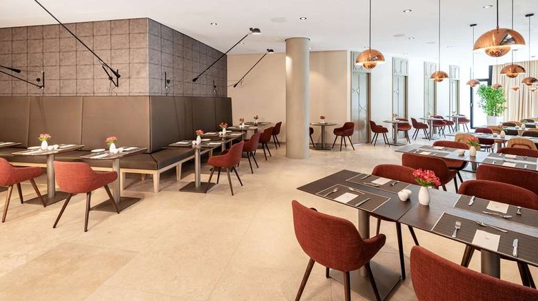 <b>NH Leipzig Zentrum Restaurant</b>. Images powered by <a href="https://iceportal.shijigroup.com/" title="IcePortal" target="_blank">IcePortal</a>.