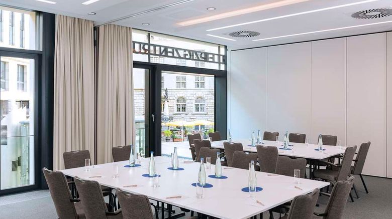 <b>NH Leipzig Zentrum Meeting</b>. Images powered by <a href="https://iceportal.shijigroup.com/" title="IcePortal" target="_blank">IcePortal</a>.