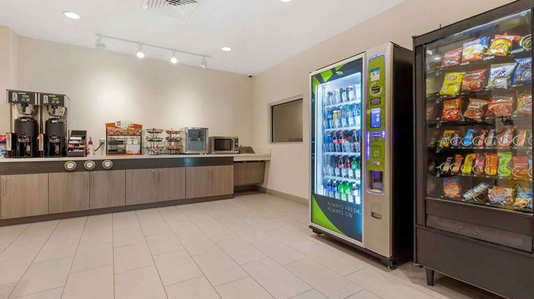 <b>Extended Stay America Prem Stes Greenvil Restaurant</b>. Images powered by <a href="https://iceportal.shijigroup.com/" title="IcePortal" target="_blank">IcePortal</a>.