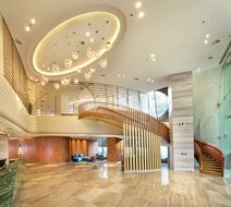 DoubleTree by Hilton Ahmedabad Lobby