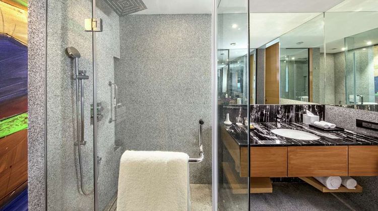 DoubleTree by Hilton Ahmedabad Room