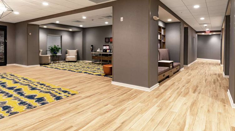 Hampton Inn & Suites Columbia Killian Rd Lobby