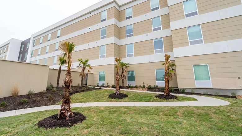 <b>Home2 Suites San Antonio at the Rim Exterior</b>. Images powered by <a href="https://iceportal.shijigroup.com/" title="IcePortal" target="_blank">IcePortal</a>.