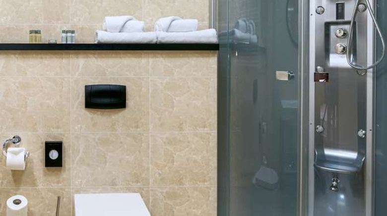 <b>Hotel Metropolo Krakow by Golden Tulip Room</b>. Images powered by <a href="https://iceportal.shijigroup.com/" title="IcePortal" target="_blank">IcePortal</a>.