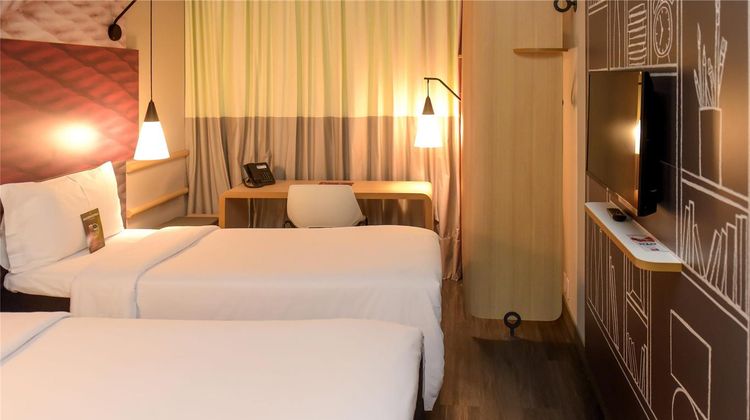 Ibis Tatui Room