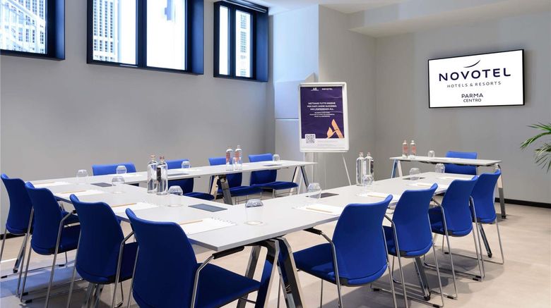<b>Novotel Parma Centro Meeting</b>. Images powered by <a href="https://iceportal.shijigroup.com/" title="IcePortal" target="_blank">IcePortal</a>.